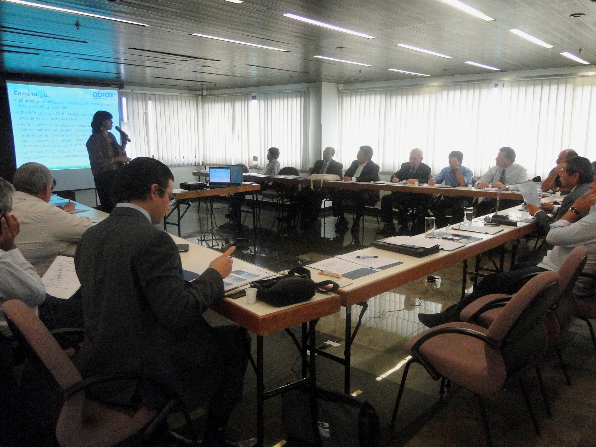 Comite01